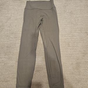 Hawthorn Leggings size M